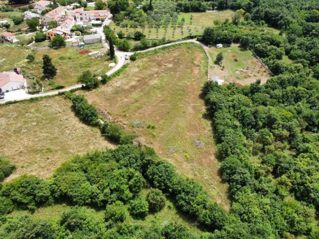 Building land Vodnjan! Plots with a construction project!