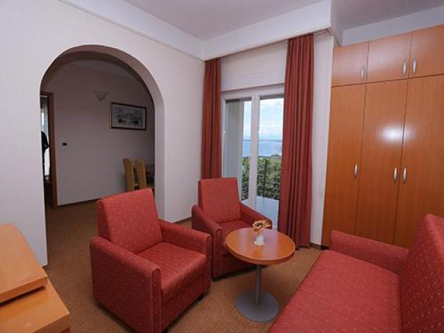 Hotel CRIKVENICA - The hotel is 10 meters from the crystal turquoise sea;