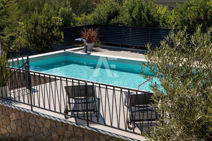 Crikvenica, Umgebung, Luxusvilla mit Pool in ruhiger Lage!! ID 38