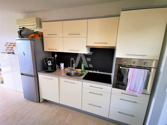 Krk, okolica, atraktivan apartman sa predivnim pogledom na more i prirodu!ID 55