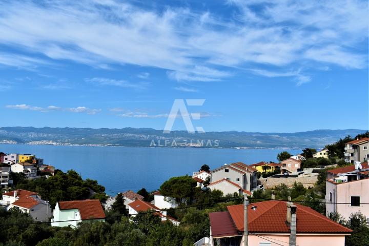 Vrbnik, kuća sa pogledom na more u blizini svih sadržaja! ID 94