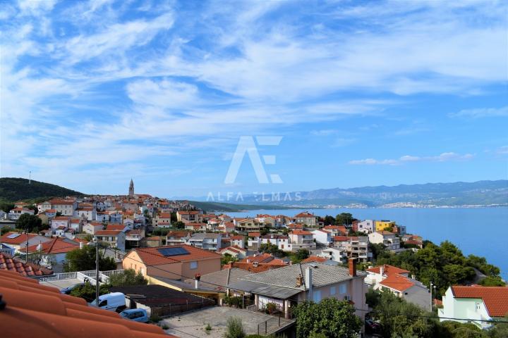 Vrbnik, kuća sa pogledom na more u blizini svih sadržaja! ID 94