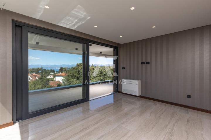 Malinska, newly built, luxurious penthouse in a modern villa, Top Location! ID 110