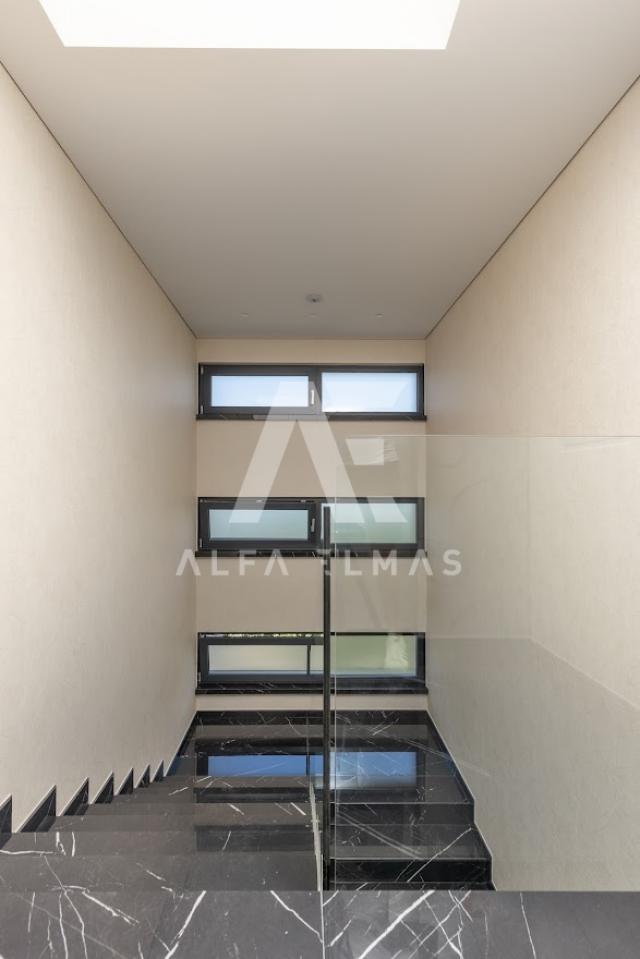 Malinska, newly built, luxurious penthouse in a modern villa, Top Location! ID 110