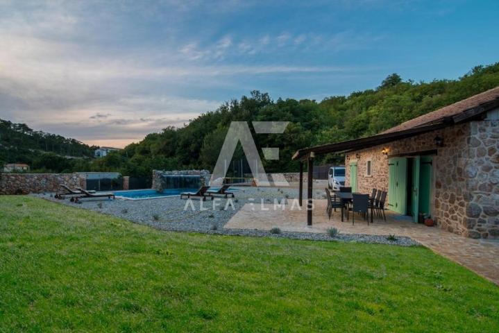 Vrbnik, stone house with a pool and a large yard! ID 117