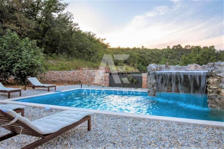 Vrbnik, stone house with a pool and a large yard! ID 117