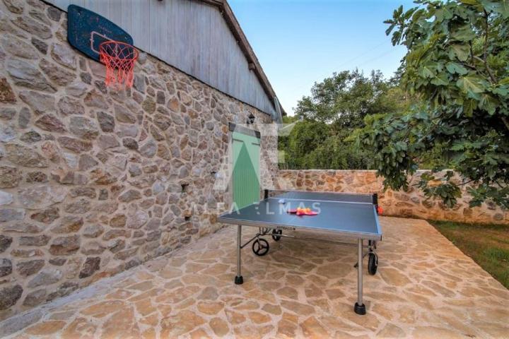 Vrbnik, stone house with a pool and a large yard! ID 117