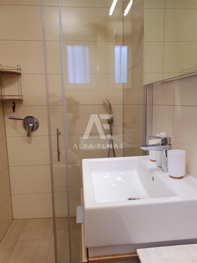 Opatija apartman u prizemlju s predivnim pogledom na more!! ID 328 