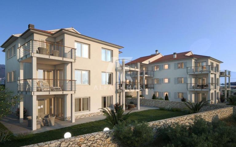 Šilo, apartment on the first floor, first row to the sea!! ID 351