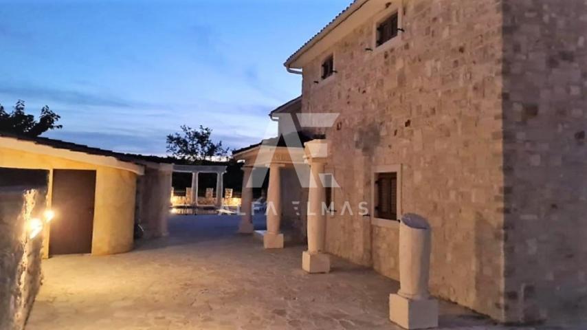 Dobrinj, Umgebung, charmante mediterrane Villa mit Pool!! ID 393