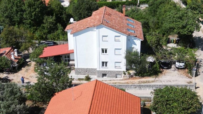 Krk, Umgebung, Haus zur Touristenmiete mit Meerblick!! ID 426