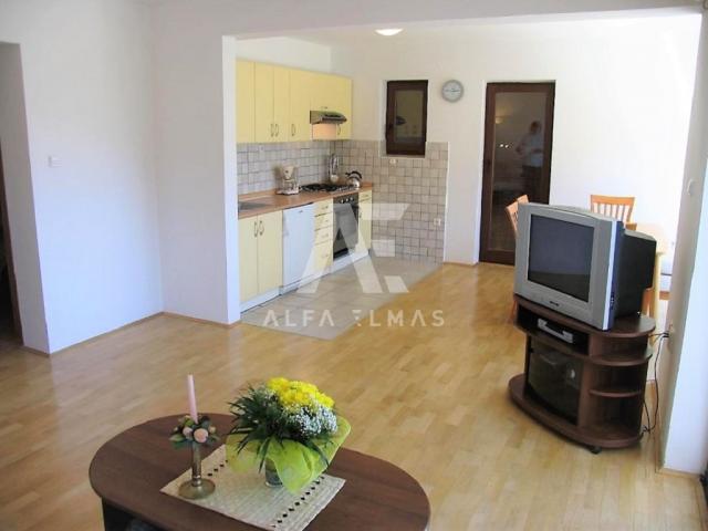 Baška, surroundings, beautiful apartment house with sea view!! ID 447