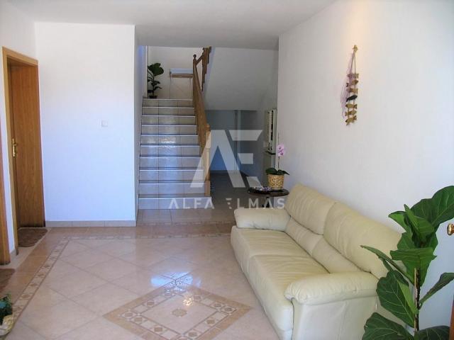 Baška, surroundings, beautiful apartment house with sea view!! ID 447