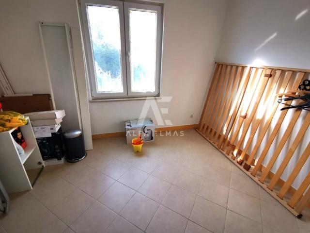 Malinska, apartman sa okućnicom 200 m od plaže!! ID 485