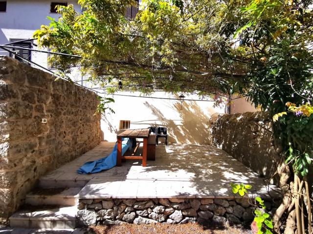 Krk, old town, renovated stone house with a garden and sea view! ID 546