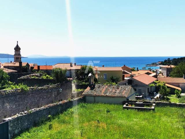 Detached stone house in the center of the city of Krk with a sea view! ID 564