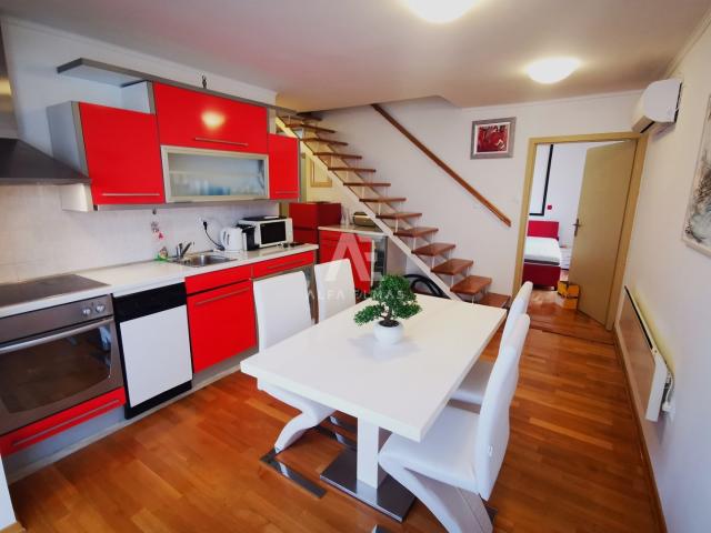 Apartman u Malinskoj na Krku s predivnim pogledom na more! ID 566