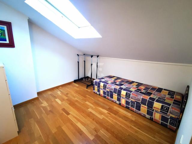 Apartman u Malinskoj na Krku s predivnim pogledom na more! ID 566