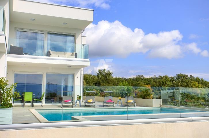 Krk, surroundings, sale of a modern house with four apartments and a swimming pool! ID 568