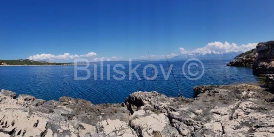 Hvar, Gdinj - građevinsko zemljište 1. red do mora