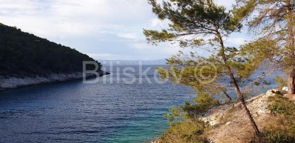 Korčula, Vela Luka, prodaja zemljišta 1. red