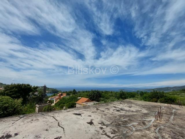 Korčula prodaja poslovna zgrada uljara zemljište 301m2