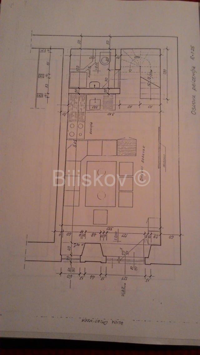 Trogir, centar, stara kamena kuća za renovaciju, prodaja