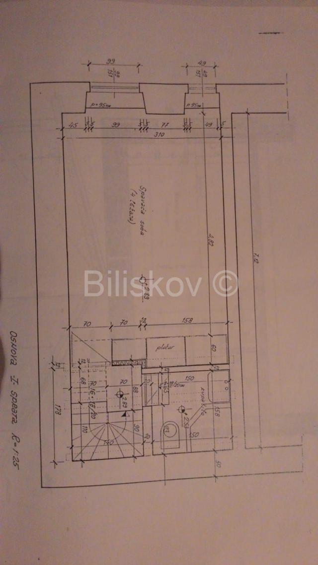 Trogir, centar, stara kamena kuća za renovaciju, prodaja