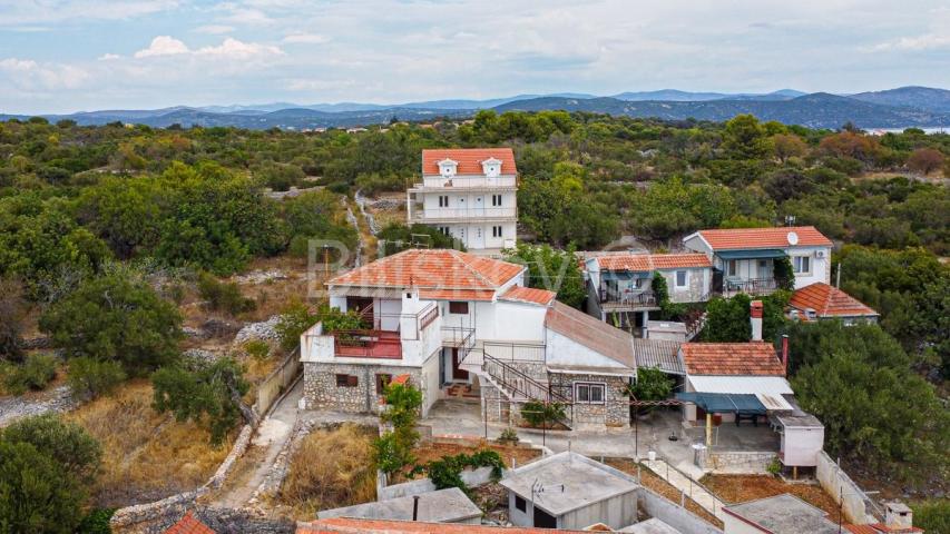 Prodaja, Drvenik Mali, Trogir, kuća sa pogledom na more