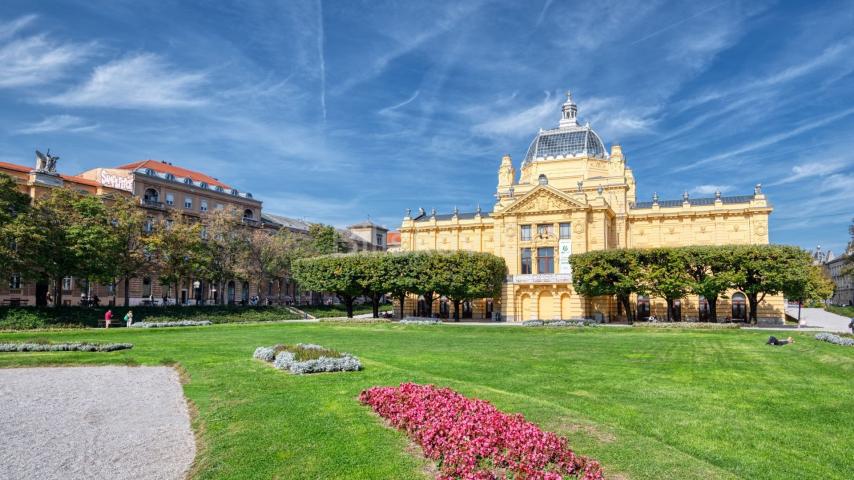 Prodaja, Zagreb, Donji grad, Tomislavov trg, restoran