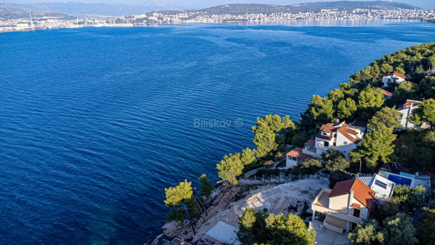 Prodaja, Okrug Donji, villa u izgradnji, 1. red do mora