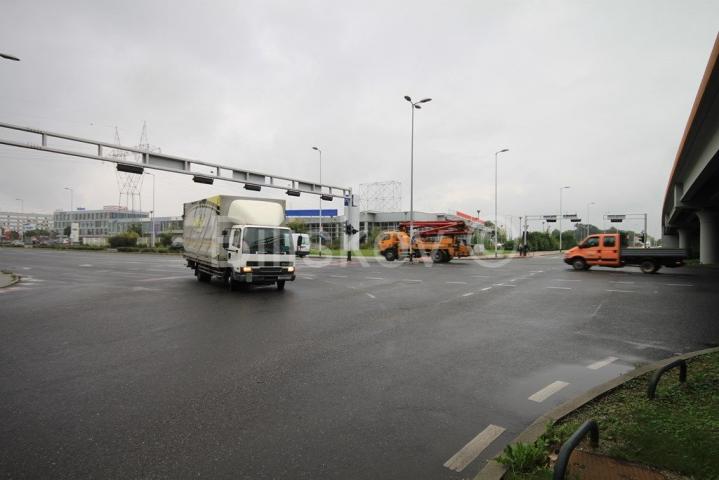 Prodaja, Zagreb, Sesvete, građevinsko poslovno zemljište