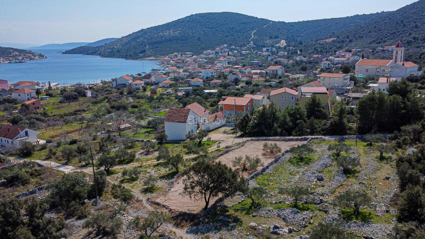 Prodaja, Marina, Vinišće, građevinsko zemljište