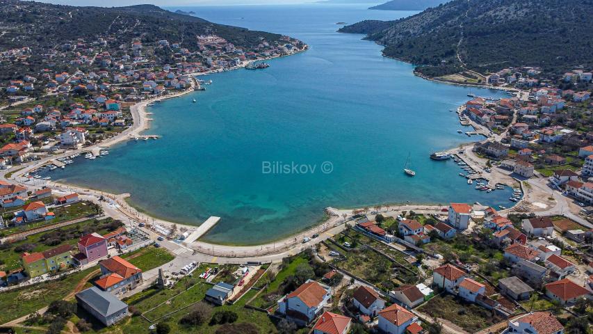 Prodaja, Marina, Vinišće, građevinsko zemljište