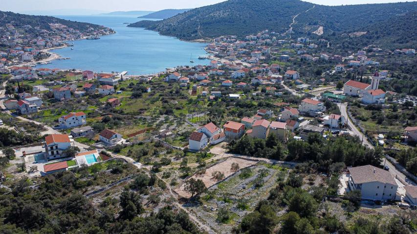 Prodaja, Marina, Vinišće, građevinsko zemljište