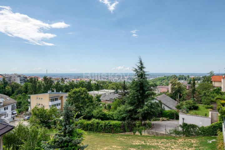 Prodaja, Zagreb, Trsje, 5-soban stan, garaža 21, 49m2