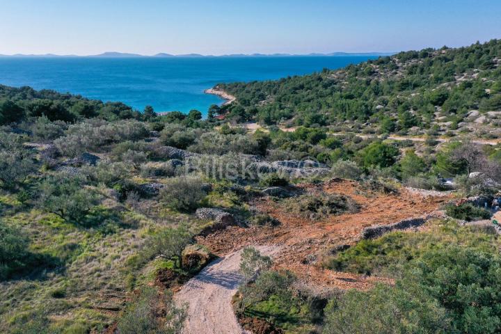 Prodaja, Murter, zemljište s građevinskom dozvolom