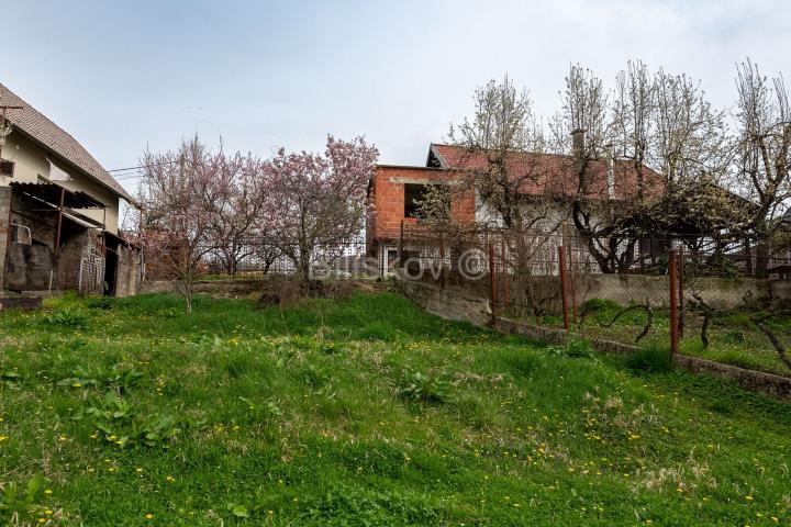 Prodaja, Zagreb, Gornje Vrapče, građ. zemljište, kuća 87m2