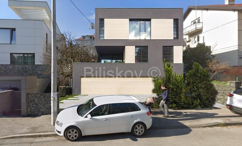 Prodaja, Šalata, Babonićeva ul. , samostojeća kuća, 3 garaže