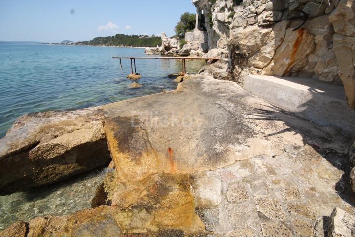 Stobreč, prodaja kuća, direktan izlaz na plažu