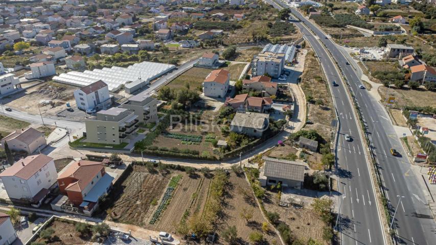 Prodaja, 3soban stan, novogradnja. Kaštel Novi, s garažom