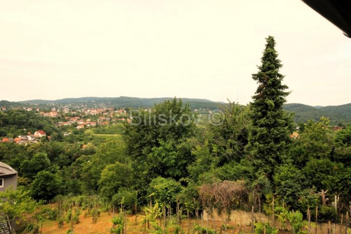 Prodaja, Fraterščica, uređena garsonjera sa balkonom