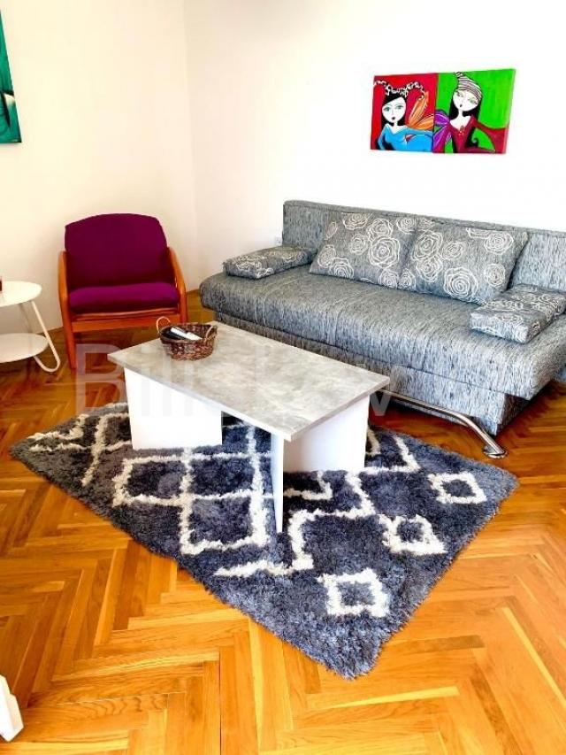 Čiovo, apartmanska kuća 1. red do mora