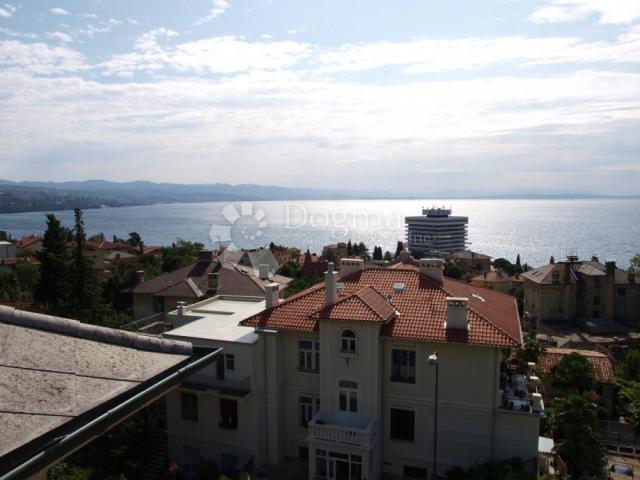 Opatija - Stan sa pogledom na more 150m2