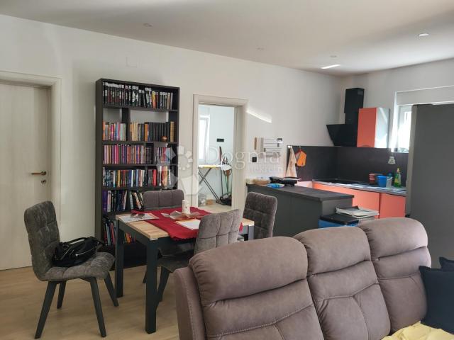 Komforan trosobni apartman