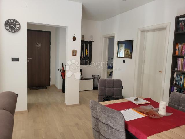 Komforan trosobni apartman