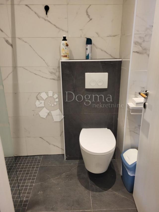 Komforan trosobni apartman