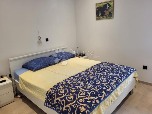 Komforan trosobni apartman