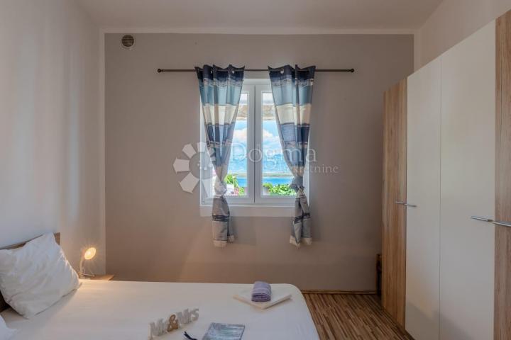 Apartmanska kuća sa 6 apartmana