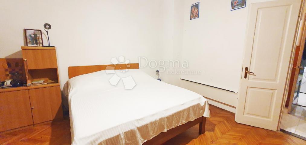 Flat Centar, Rijeka, 104m2